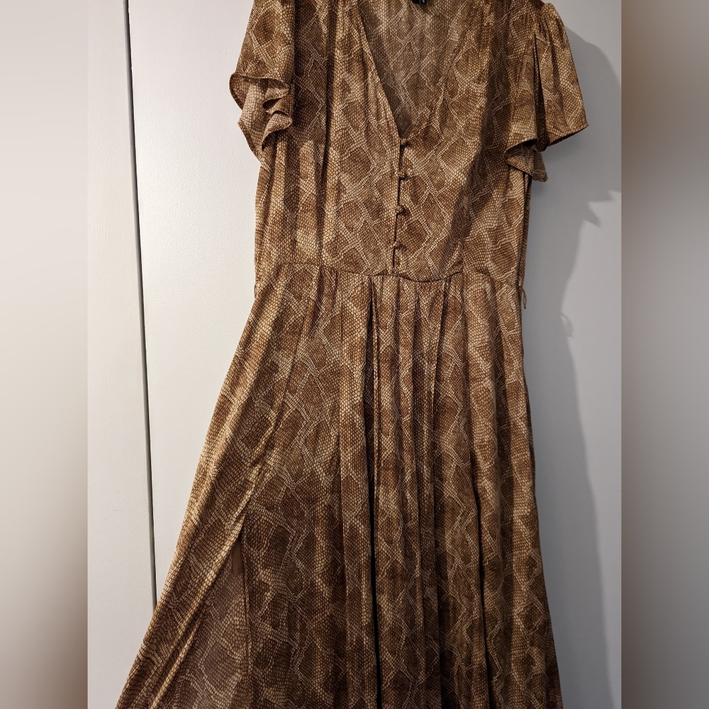 🆕 NWOT Paige flowy Alayna bronze snake print dress w/2 front slits (no belt) - Picture 16 of 16